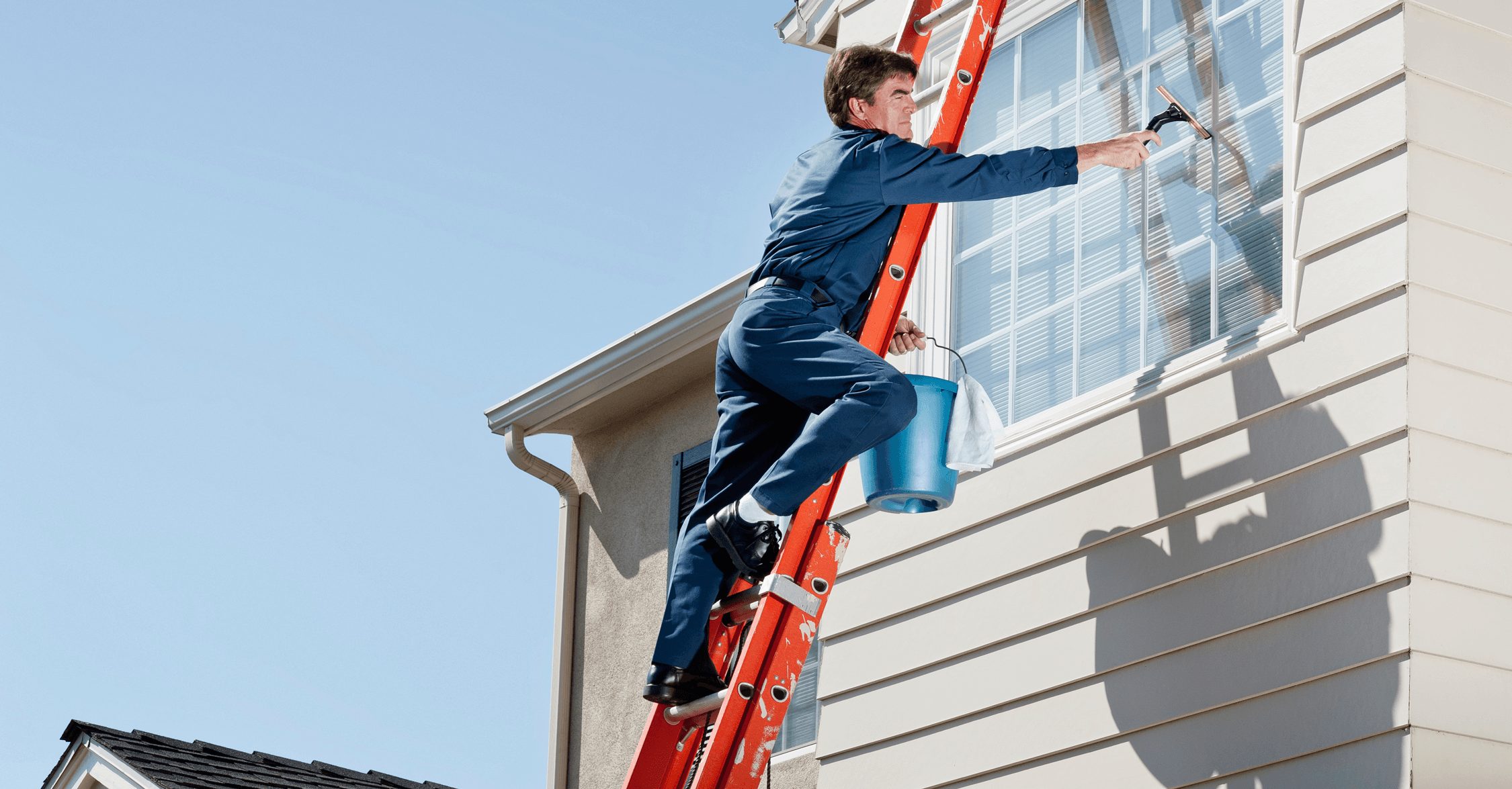 Four Common Challenges Associated with Window Cleaning