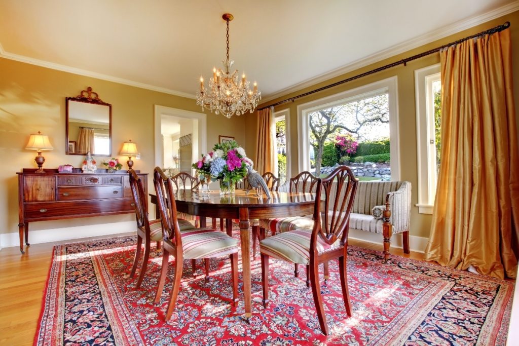 HOW TO CLEAN AN AREA RUG TO MAKE IT LOOK LIKE NEW AGAIN