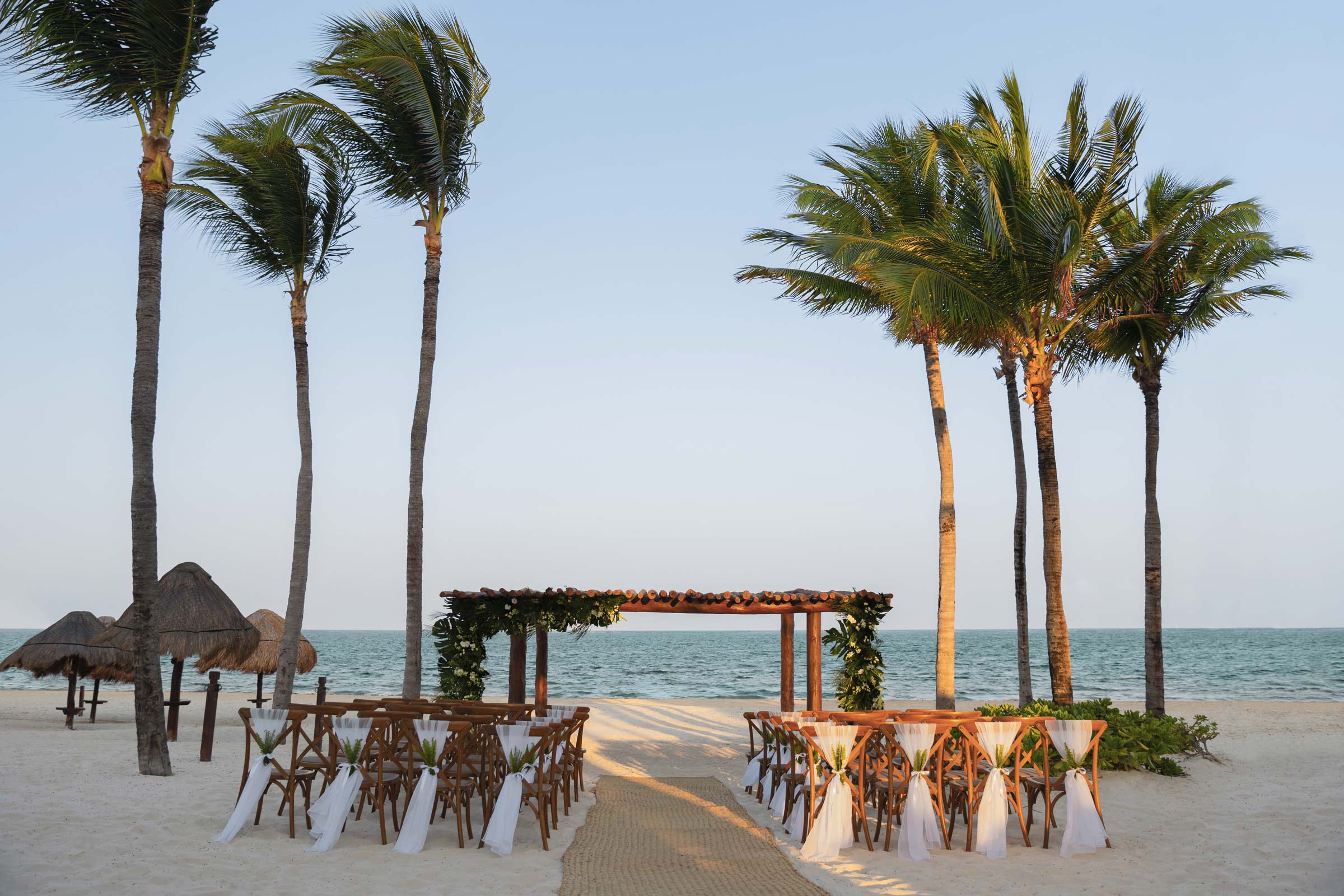 Expert Tips for Planning a Beach Wedding in Cancun & Riviera Maya